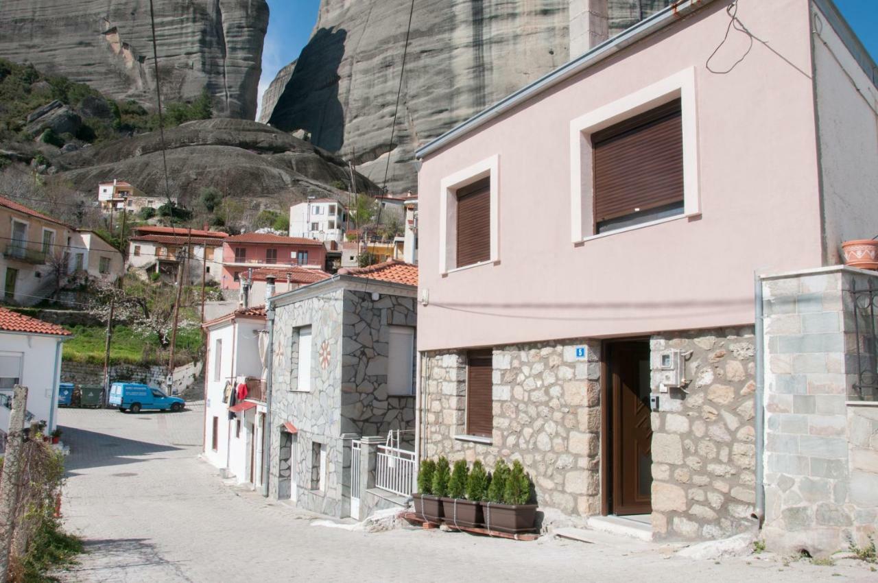 Villa Historic Luxury House In The Heart Of Meteora Kalambaka Exterior foto